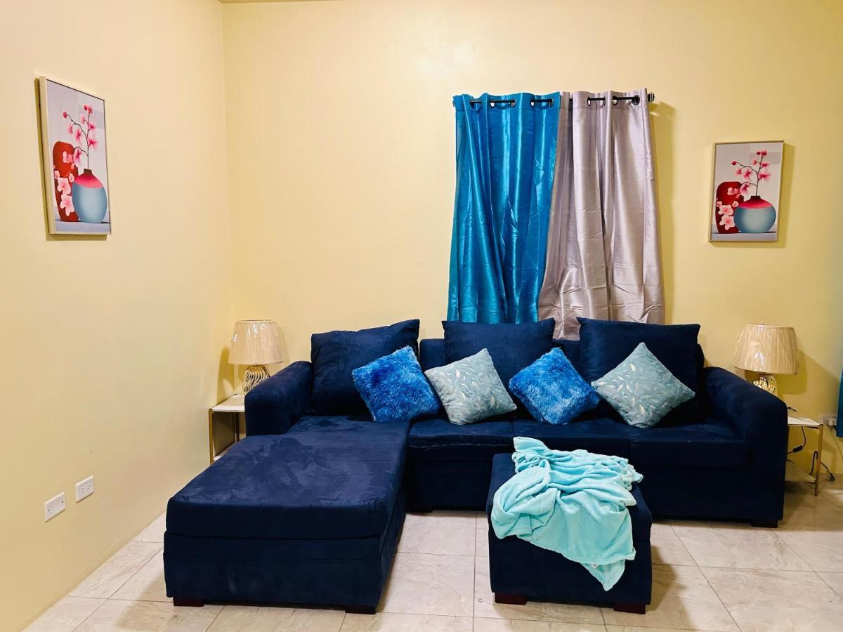 The Rest Stop-B- 15 Min From Airport/24Hrs Security Teluk Montego Bagian luar foto